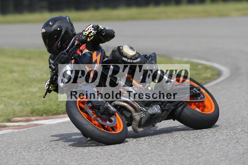 Archiv-2025/07 19.04.2025 Speer Racing ADR/Gruppe gelb/2